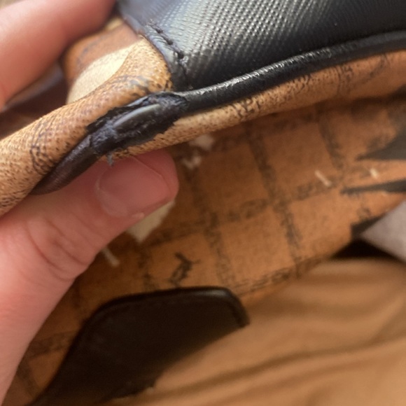 L.A.M.B. - Picture 9 of 9